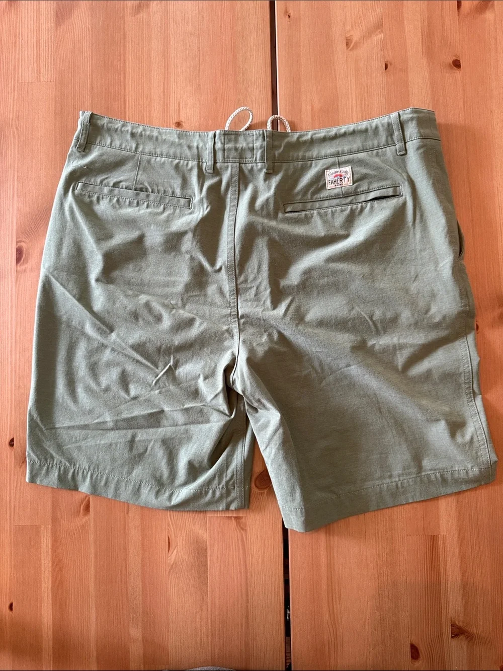 Faherty Olive Green Flat Front Men's Shorts
